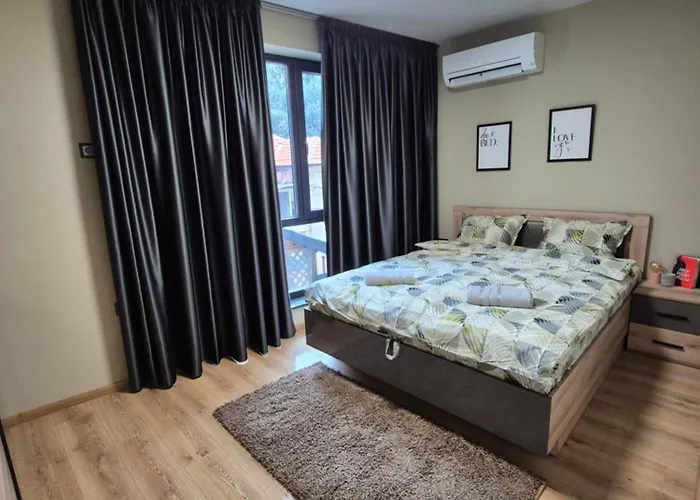 公寓 Supersonicondo 4 *