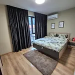 Apartment Supersonicondo 4 *